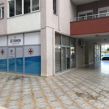 Cozy Lake Front Flat Bequeme Wohnung An Der See Поградец Екстериор снимка
